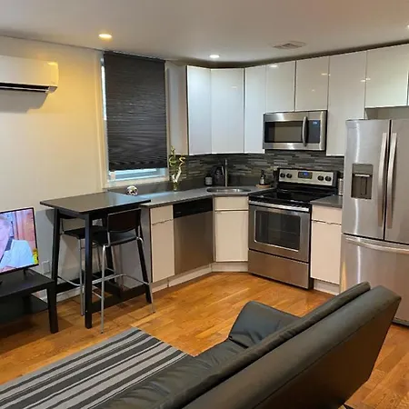 2 Bedroom Two Baths Newly Renovated Apartment